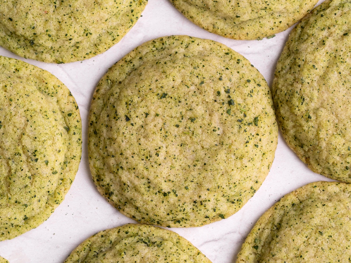 Snickerdoodles infused with fig leaf sugar